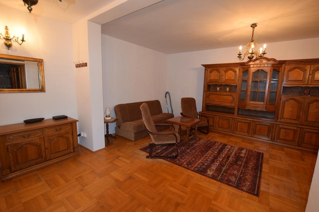 Elegant Apartment Stadion Narodowy ワルシャワ エクステリア 写真