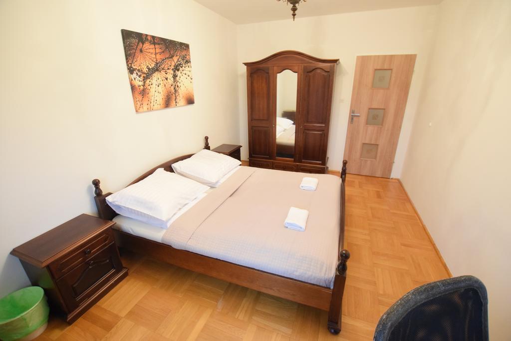 Elegant Apartment Stadion Narodowy ワルシャワ エクステリア 写真